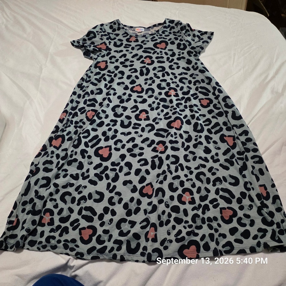 LuLaRoe Carly Dress Womens XS Blue Leopard Heart Print Short Sleeve Swing A-Line